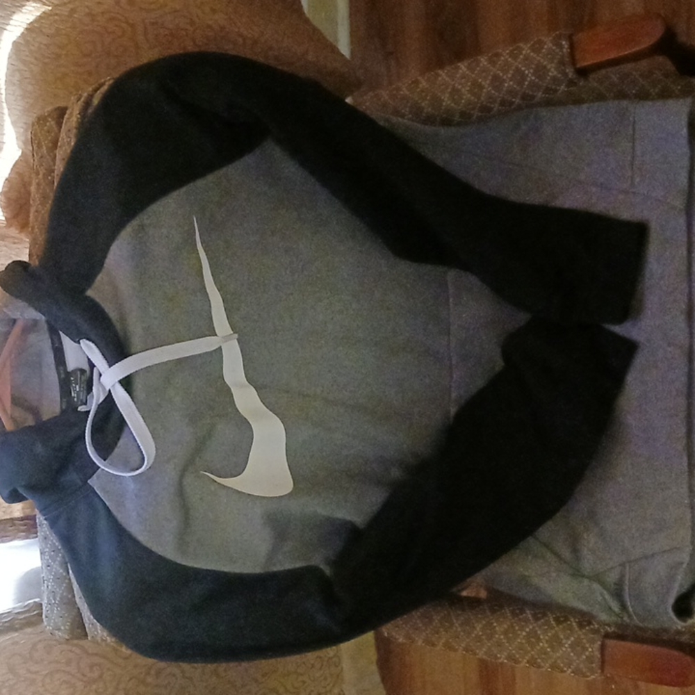 Men Nike Dri-Fit Hoodie Large